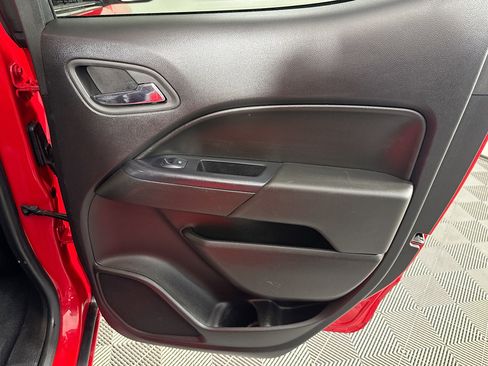 Used 2020 Chevrolet Colorado LT image 26
