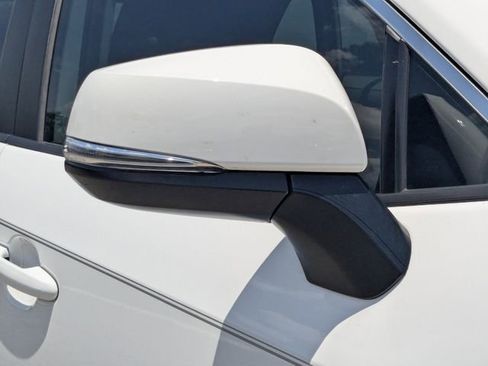 Used 2024 Toyota RAV4 XLE w/ Convenience Package FWD image 13