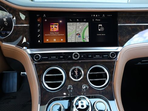 Used 2026 Bentley Continental GT Azure AWD/4WD image 32