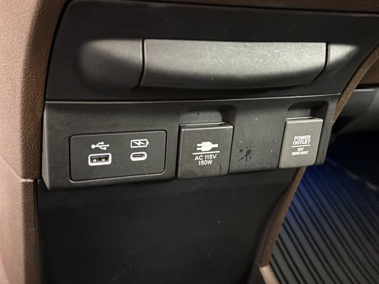 Used 2025 Honda Odyssey Elite image 33