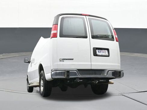 Used 2021 Chevrolet Express 2500 Work Van w/ Driver Convenience Package image 39