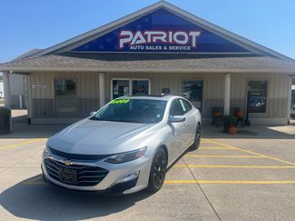 Used 2021 Chevrolet Malibu LT image 1