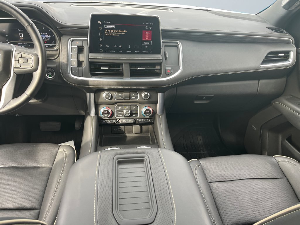 Used 2022 GMC Yukon XL SLT w/ SLT Premium Package AWD/4WD image 11