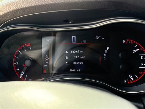 Used 2018 Dodge Durango GT image 33
