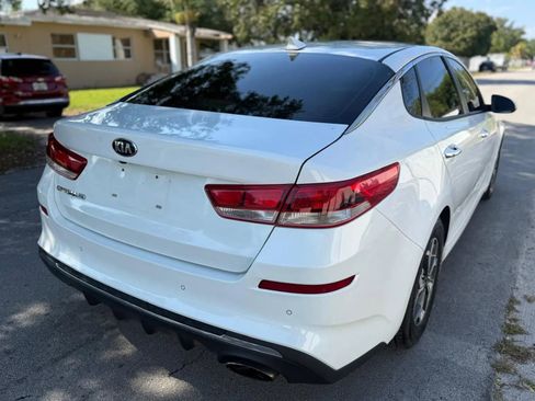 Used 2020 Kia Optima LX image 6