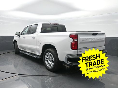 Used 2022 Chevrolet Silverado 1500 LTZ w/ LTZ Premium Package image 49