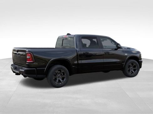 New 2026 RAM 1500 4x4 Crew Cab image 5