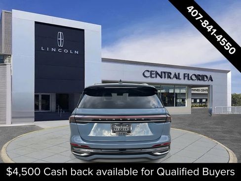 New 2026 Lincoln Nautilus Reserve image 4