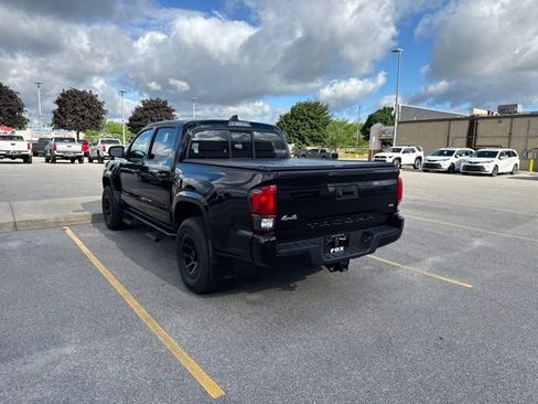 Used 2023 Toyota Tacoma SR AWD/4WD image 7