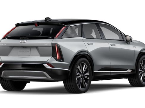 New 2026 Cadillac Optiq Luxury 2 image 29