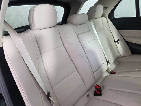 Certified 2026 Mercedes-Benz GLE 350 4MATIC image 26