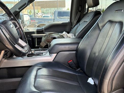 Used 2019 Ford F150 Platinum w/ Equipment Group 701A Luxury AWD/4WD image 12