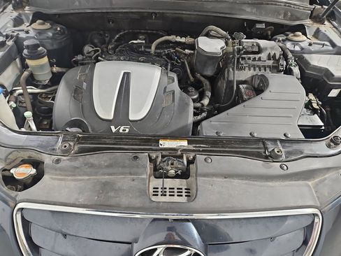 Used 2011 Hyundai Santa Fe GLS image 20