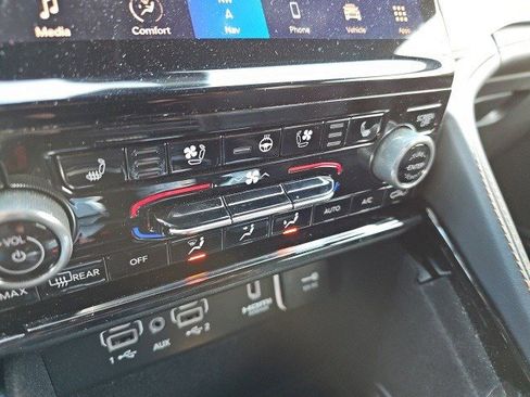 Used 2023 Jeep Grand Cherokee Summit image 24