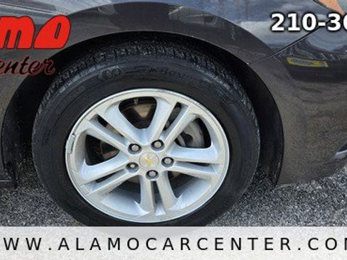 Used 2016 Chevrolet Cruze LT FWD image 13