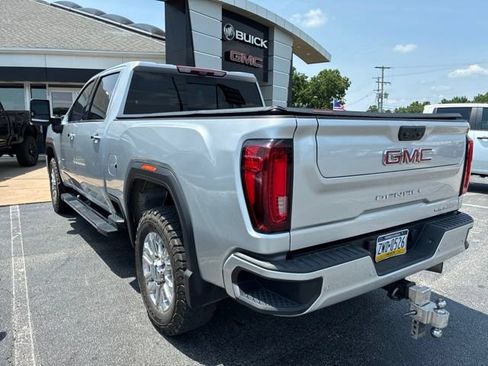 Used 2022 GMC Sierra 2500 Denali w/ Denali Ultimate Package AWD/4WD image 4