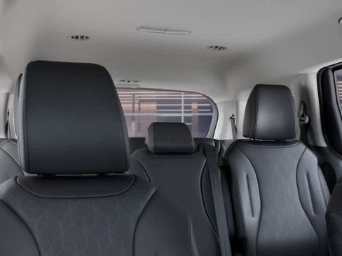 New 2026 Kia Carnival EX FWD image 27