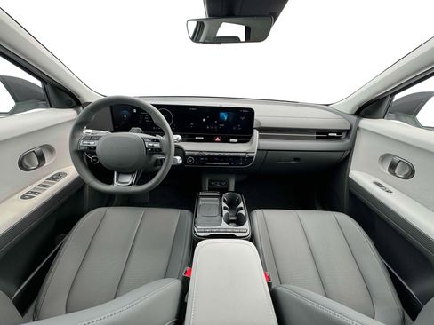 New 2025 Hyundai Ioniq 5 SEL AWD/4WD image 13