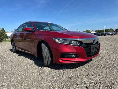 Used 2019 Honda Accord EX image 13