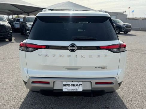 Used 2023 Nissan Pathfinder Platinum w/ Cargo Package image 5