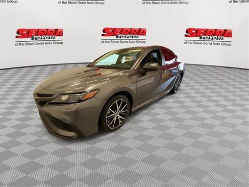 Certified 2021 Toyota Camry SE FWD image 5