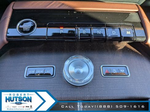 New 2025 Lincoln Navigator L Reserve image 33