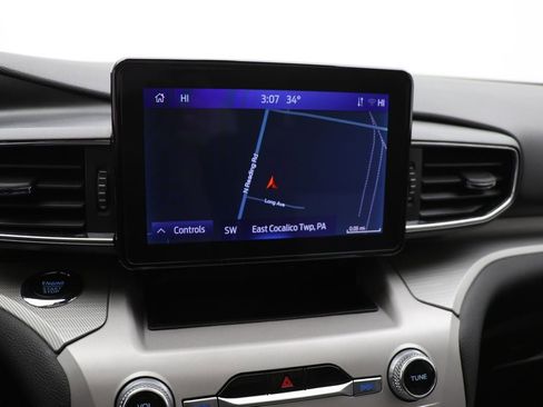 Used 2023 Ford Explorer XLT w/ Equipment Group 202A image 22