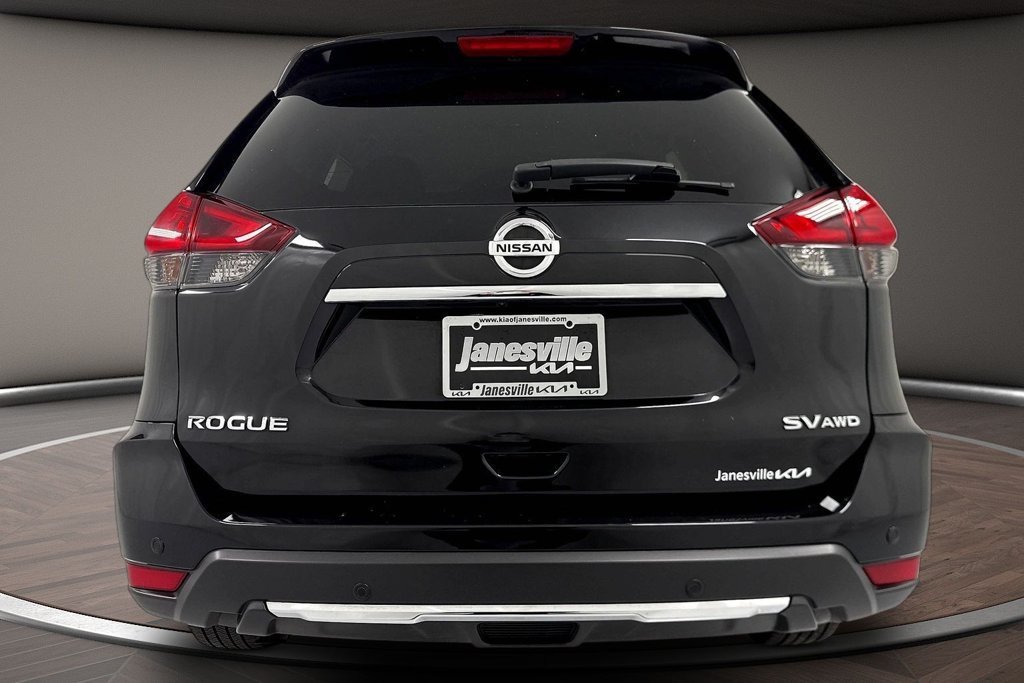 Used 2019 Nissan Rogue SV w/ Premium Package AWD/4WD image 6