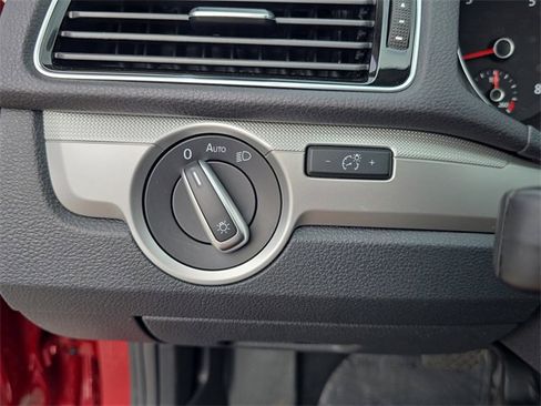 Used 2019 Volkswagen Passat 2.0T Wolfsburg w/ Wheels & Sunroof Package image 22