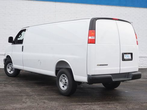 New 2025 Chevrolet Express 3500 Extended w/ Driver Convenience Package RWD image 7