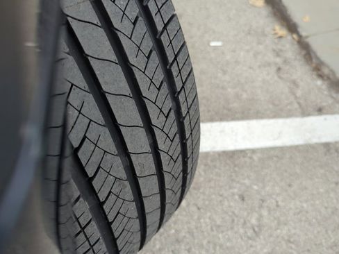 Used 2016 INFINITI Q70 L 3.7 image 45