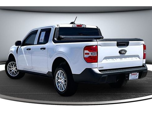 Used 2025 Ford Maverick XL FWD image 2
