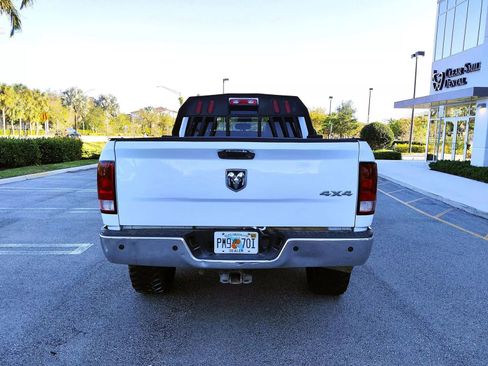 Used 2018 RAM 2500 Tradesman w/ Chrome Appearance Group image 8