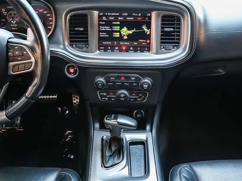 Used 2019 Dodge Charger SRT Hellcat w/ Navigation & Travel Group image 17