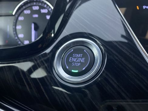 New 2025 Cadillac XT6 Premium Luxury AWD/4WD image 9