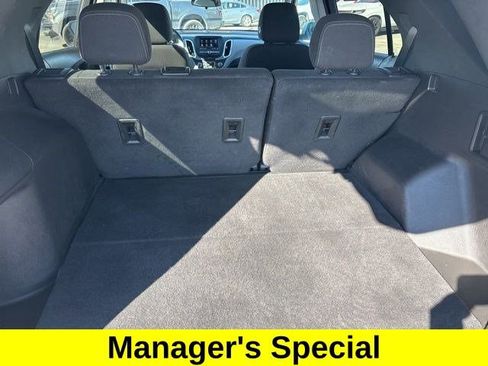 Used 2023 Chevrolet Equinox LT FWD image 33