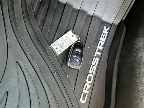 Used 2024 Subaru Crosstrek 2.0i Premium image 20