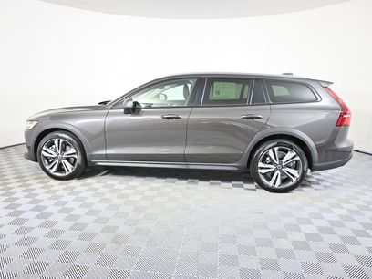 Used 2025 Volvo V60 B5 Cross Country Plus