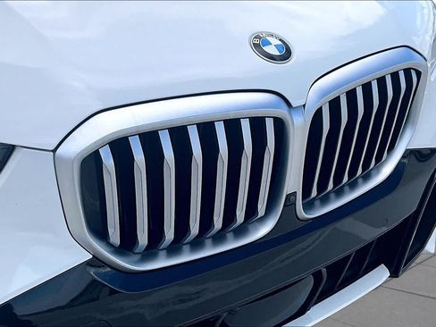 Used 2024 BMW X5 xDrive40i RWD image 28