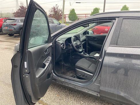 Used 2023 Hyundai Kona SEL w/ Cargo Package AWD/4WD image 3