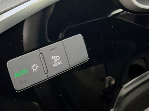 Used 2024 Audi Q3 2.0T Premium Plus image 10