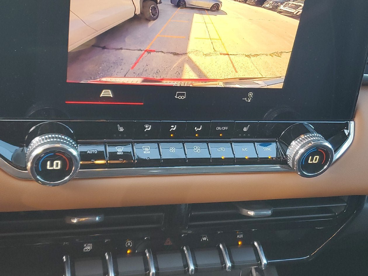New 2026 GMC Canyon AT4 AWD/4WD image 23