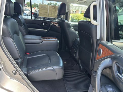 Used 2018 INFINITI QX80 2WD w/ Driver Assistance Package image 13