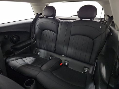 Used 2024 MINI Cooper SE FWD image 5