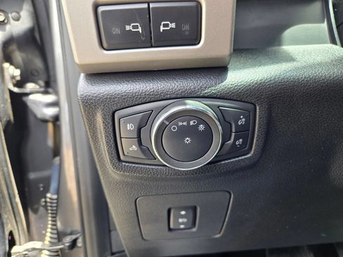 Used 2015 Ford F150 Lariat w/ Equipment Group 501A Mid RWD image 27