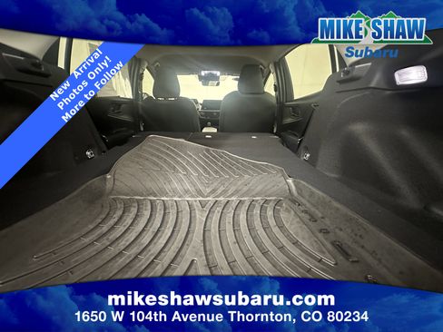 Used 2025 Toyota Prius Plug-In Hybrid image 40