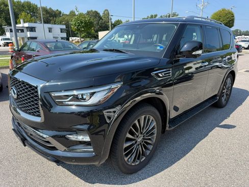 Used 2024 INFINITI QX80 Premium Select w/ Cargo Package AWD/4WD image 3