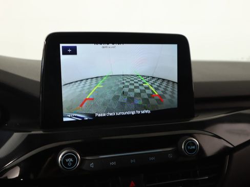 Used 2025 Ford Escape ST-Line image 6