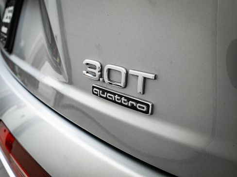 Used 2018 Audi Q7 3.0T Prestige w/ Prestige Package image 20