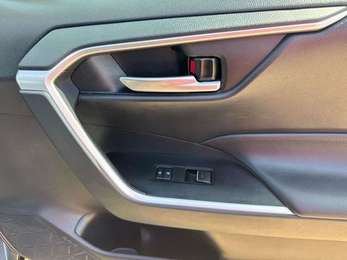 Used 2023 Toyota RAV4 XLE FWD image 19